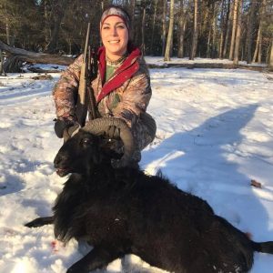 Female Hunter with Black Hawaiian Ram